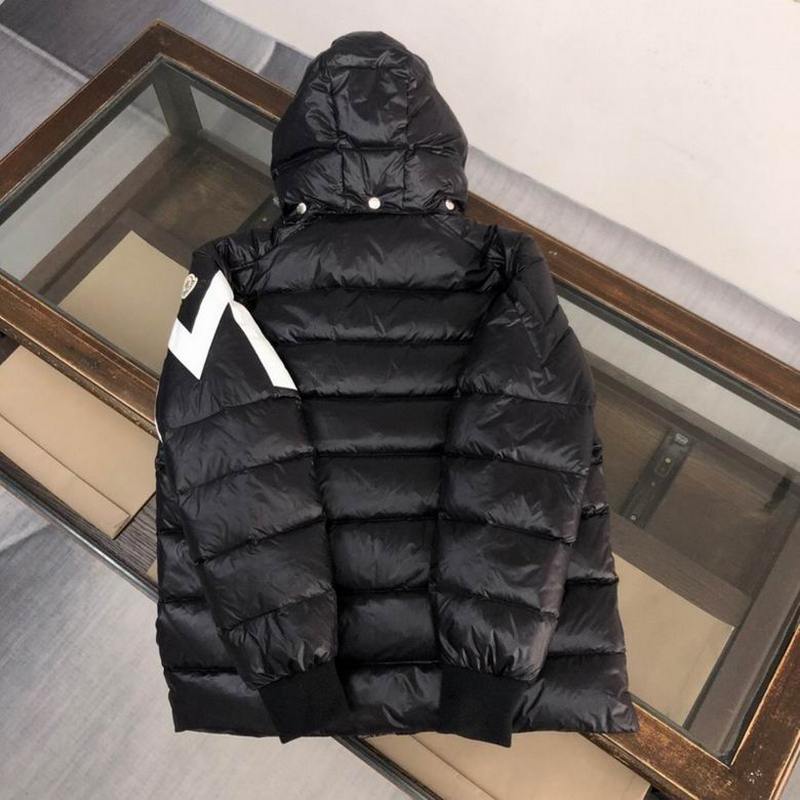 Moncler Women's Outwear 402